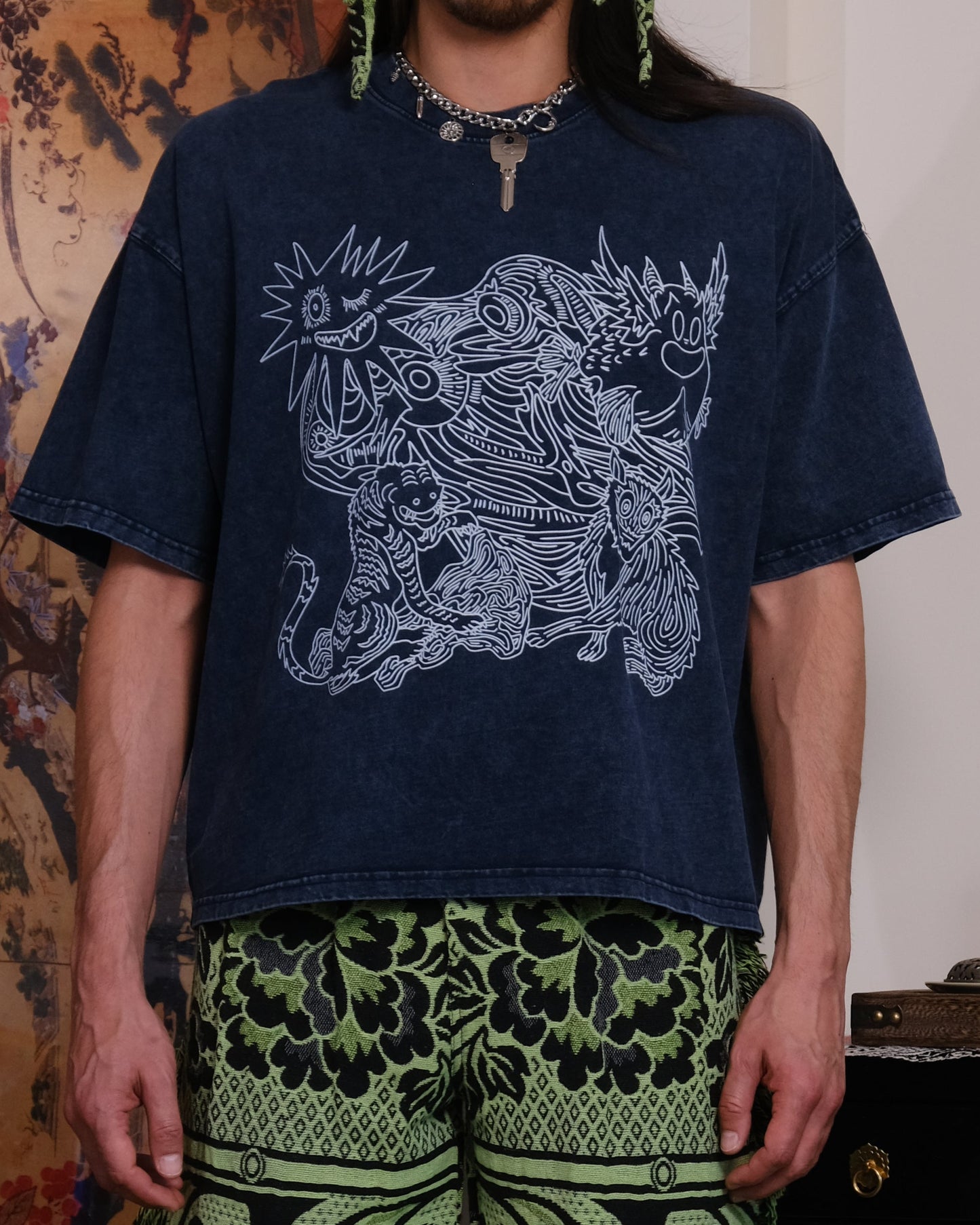 Mythical creatures lines Navy crop T-shirt