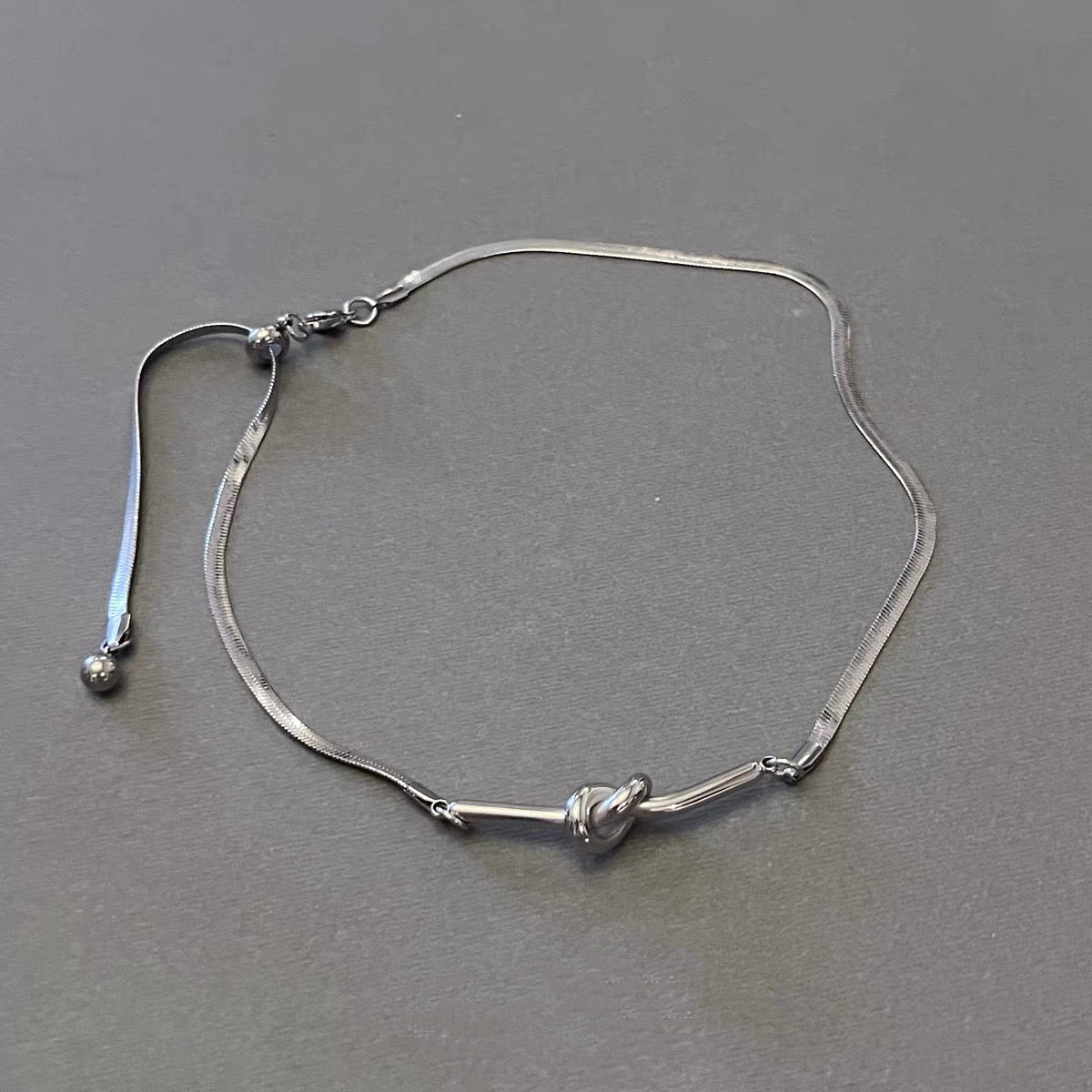 Knot stainless steel necklace