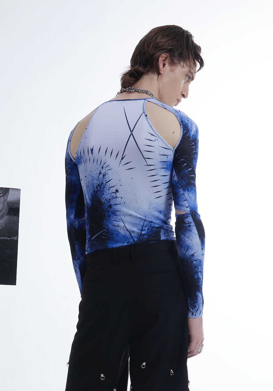 Blue X-ray pattern top