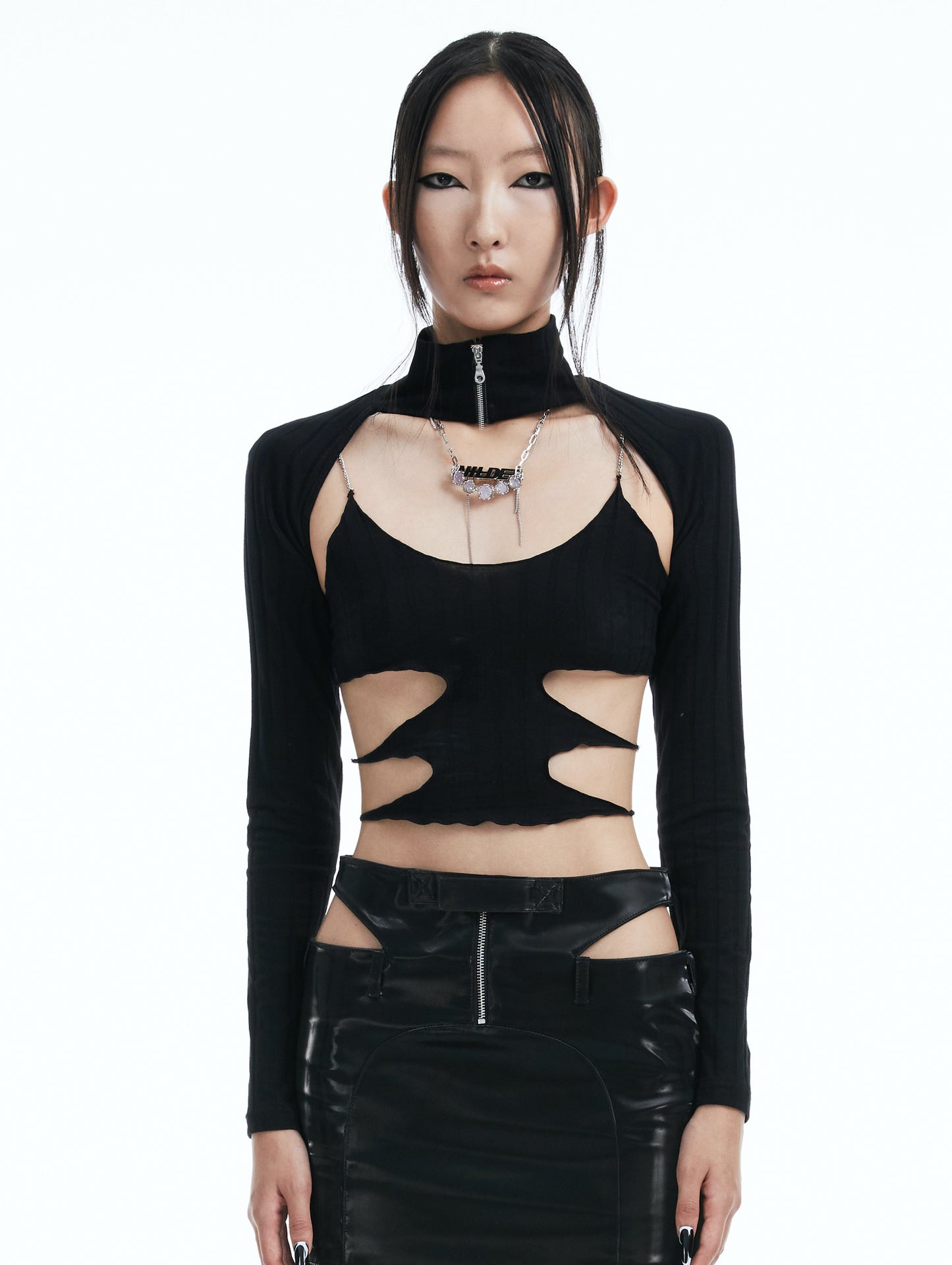 Moth knit cutout slim top with chain